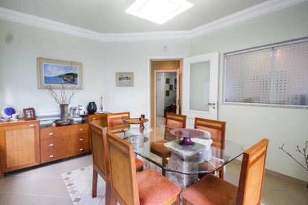 Casa à venda com 280m², 3 quartos e 4 vagasSala de jantar