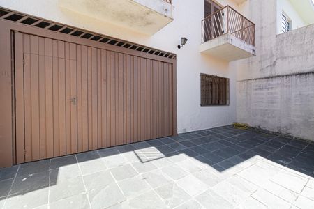 Casa à venda com 227m², 4 quartos e 4 vagas Casa à venda com 227m², 4 quartos e 4 vagasGaragem