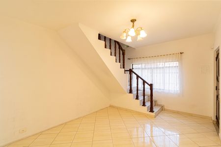 Casa à venda com 227m², 4 quartos e 4 vagas Casa à venda com 227m², 4 quartos e 4 vagasSala 1