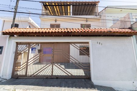 Casa à venda com 227m², 4 quartos e 4 vagas Casa à venda com 227m², 4 quartos e 4 vagasFachada+Placa