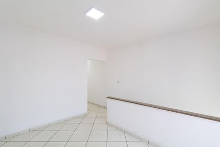 Casa à venda com 227m², 4 quartos e 4 vagas Casa à venda com 227m², 4 quartos e 4 vagasSala 2