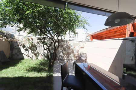 Casa de condomínio à venda com 125m², 3 quartos e 2 vagas Casa de condomínio à venda com 125m², 3 quartos e 2 vagasQuintal