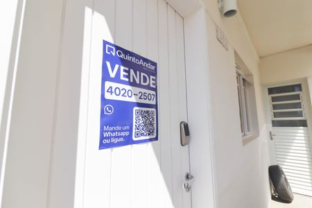 Casa de condomínio à venda com 125m², 3 quartos e 2 vagas Casa de condomínio à venda com 125m², 3 quartos e 2 vagasPlaca