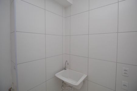 Apartamento para alugar com 42m², 2 quartos e 1 vaga Apartamento para alugar com 42m², 2 quartos e 1 vagaÁrea de Serviço