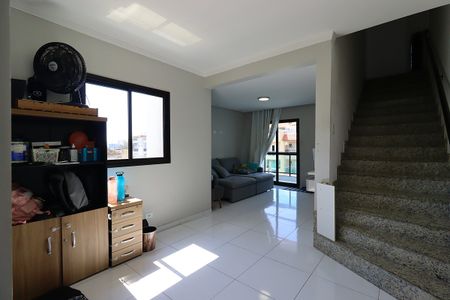 Apartamento à venda com 122m², 2 quartos e 2 vagasSala