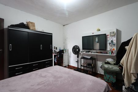 Casa à venda com 330m², 6 quartos e 8 vagasQuarto 2 - Casa 3