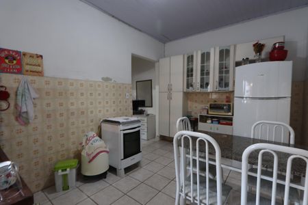 Casa à venda com 330m², 6 quartos e 8 vagasCozinha - Casa 3