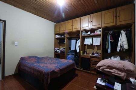 Casa à venda com 330m², 6 quartos e 8 vagasQuarto 1 - Casa 3