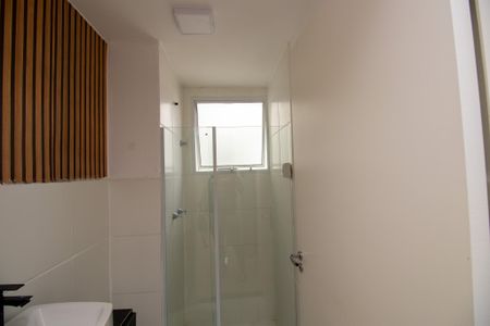 Apartamento à venda com 43m², 2 quartos e sem vaga Apartamento à venda com 43m², 2 quartos e sem vagaBanheiro