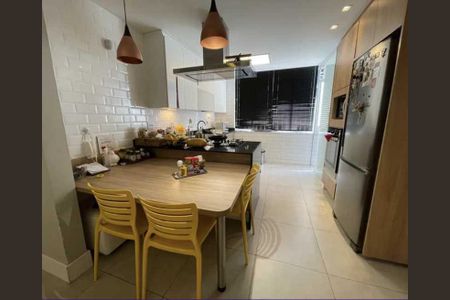 Apartamento à venda com 105m², 3 quartos e 1 vaga