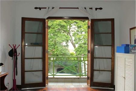 Casa à venda com 380m², 4 quartos e 6 vagas