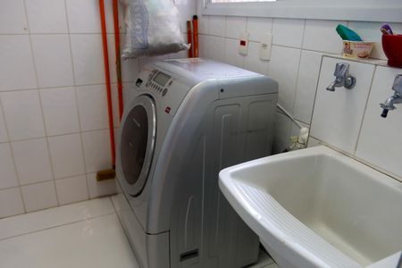 Apartamento para alugar com 115m², 3 quartos e 2 vagas Apartamento para alugar com 115m², 3 quartos e 2 vagasÁrea de Serviço
