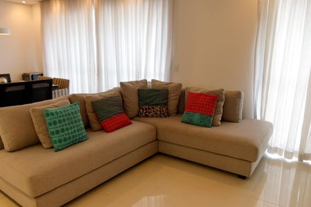 Apartamento para alugar com 115m², 3 quartos e 2 vagas Apartamento para alugar com 115m², 3 quartos e 2 vagasSala