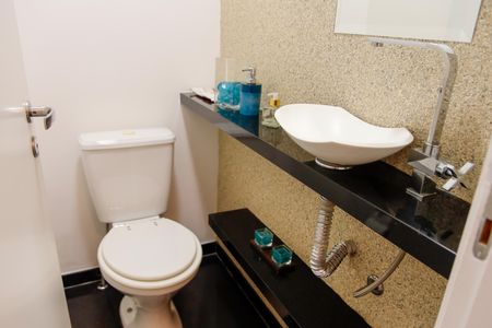 Apartamento para alugar com 115m², 3 quartos e 2 vagas Apartamento para alugar com 115m², 3 quartos e 2 vagasLavabo