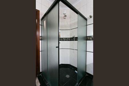 Casa à venda com 300m², 3 quartos e 2 vagasBanheiro do Quarto 1