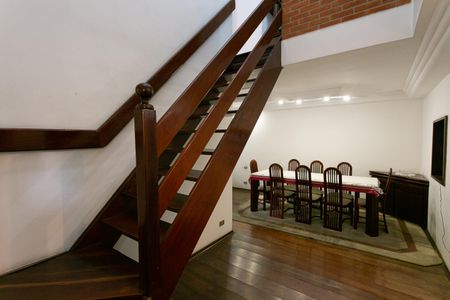 Casa à venda com 300m², 3 quartos e 2 vagasSala