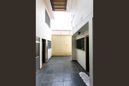 Casa à venda com 300m², 3 quartos e 2 vagasQuintal