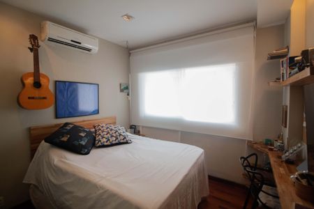 Apartamento à venda com 105m², 3 quartos e 2 vagas Apartamento à venda com 105m², 3 quartos e 2 vagasQuarto 2