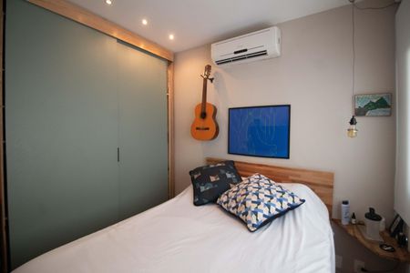 Apartamento à venda com 105m², 3 quartos e 2 vagas Apartamento à venda com 105m², 3 quartos e 2 vagasQuarto 2