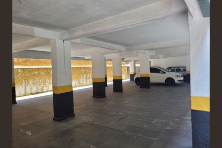 Apartamento para alugar com 80m², 2 quartos e 1 vaga Apartamento para alugar com 80m², 2 quartos e 1 vagaÁrea comum - Estacionamento