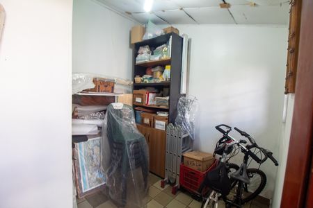 Casa à venda com 200m², 3 quartos e 2 vagas Casa à venda com 200m², 3 quartos e 2 vagasAteliê