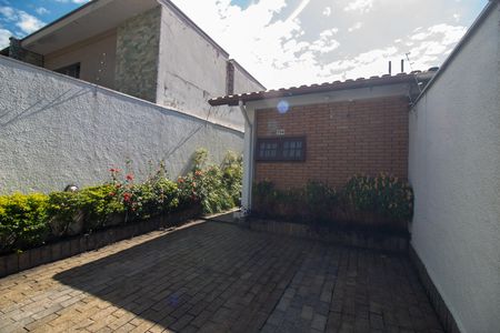 Casa à venda com 200m², 3 quartos e 2 vagas Casa à venda com 200m², 3 quartos e 2 vagasGaragem