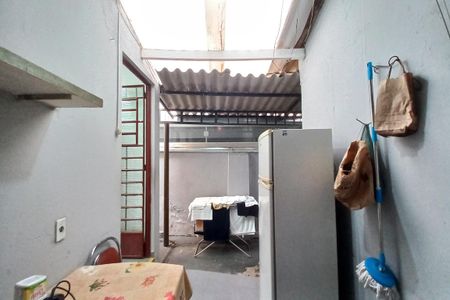 Casa à venda com 110m², 3 quartos e sem vagaÁrea de Serviço