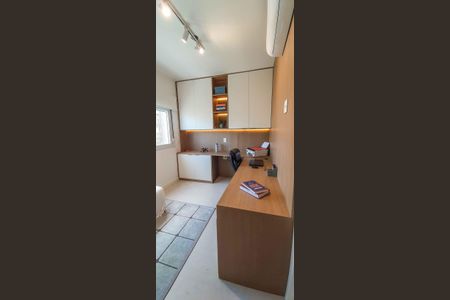 Apartamento à venda com 84m², 2 quartos e 2 vagasSuíte 2