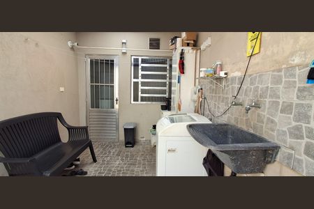 Casa à venda com 112m², 2 quartos e 1 vagaÁrea de Serviço