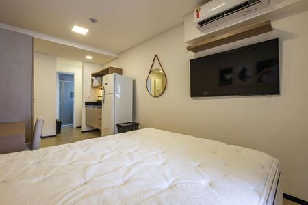 Studio à venda com 27m², 1 quarto e sem vaga Studio à venda com 27m², 1 quarto e sem vagaStudio