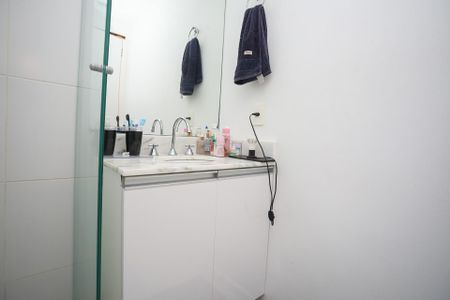 Apartamento à venda com 75m², 3 quartos e 1 vagaBanheiro da Suite