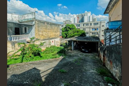 Casa à venda com 435m², 3 quartos e 3 vagas Casa à venda com 435m², 3 quartos e 3 vagasÁrea comum