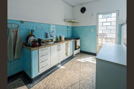 Casa à venda com 435m², 3 quartos e 3 vagas Casa à venda com 435m², 3 quartos e 3 vagasCozinha