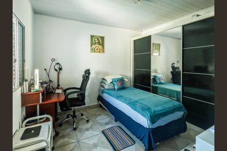 Casa à venda com 435m², 3 quartos e 3 vagas Casa à venda com 435m², 3 quartos e 3 vagasQuarto 1