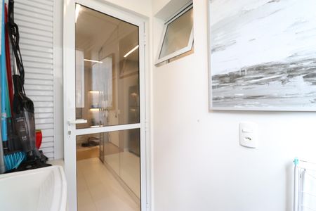 Apartamento à venda com 64m², 3 quartos e 1 vagaÁrea de Serviço