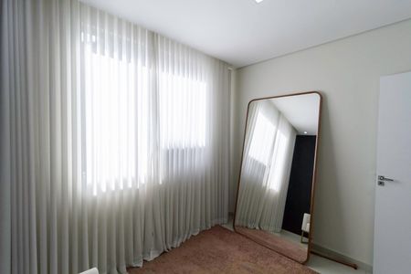 Casa à venda com 112m², 2 quartos e 2 vagas Casa à venda com 112m², 2 quartos e 2 vagasQuarto 2