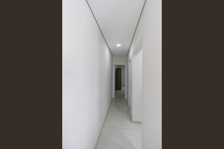 Casa à venda com 112m², 2 quartos e 2 vagas Casa à venda com 112m², 2 quartos e 2 vagasCorredor