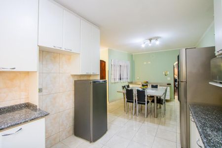 Casa à venda com 225m², 3 quartos e 4 vagasCozinha