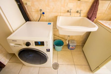 Casa à venda com 225m², 3 quartos e 4 vagasÁrea de Serviço