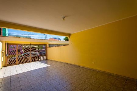 Casa à venda com 225m², 3 quartos e 4 vagasGaragem