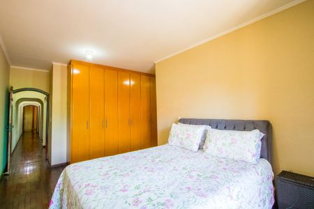 Casa à venda com 225m², 3 quartos e 4 vagasSuíte 