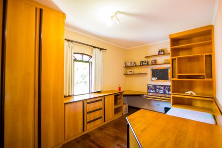 Casa à venda com 225m², 3 quartos e 4 vagasQuarto 2