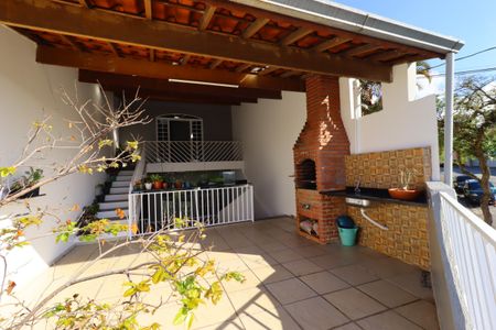 Casa à venda com 330m², 3 quartos e 7 vagasÁrea Gourmet