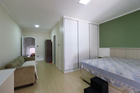Casa à venda com 330m², 3 quartos e 7 vagasSuíte