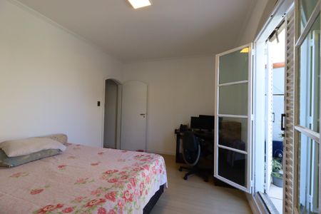 Casa à venda com 330m², 3 quartos e 7 vagasQuarto