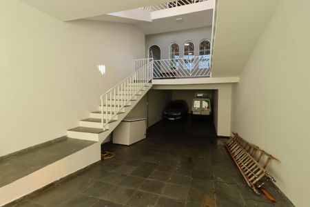 Casa à venda com 330m², 3 quartos e 7 vagasGaragem