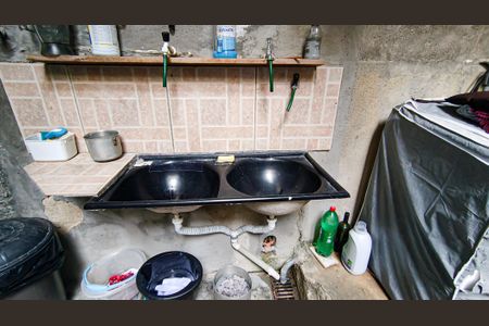 Casa à venda com 205m², 2 quartos e 1 vagaÁrea de Serviço