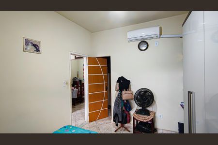 Casa à venda com 205m², 2 quartos e 1 vagaSuíte