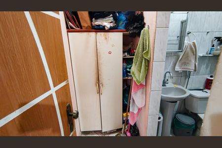 Casa à venda com 205m², 2 quartos e 1 vagaSuíte