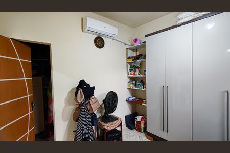 Casa à venda com 205m², 2 quartos e 1 vagaSuíte